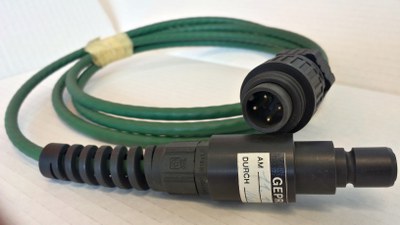 Initiator mit Kabel und Stecker 4 PIN